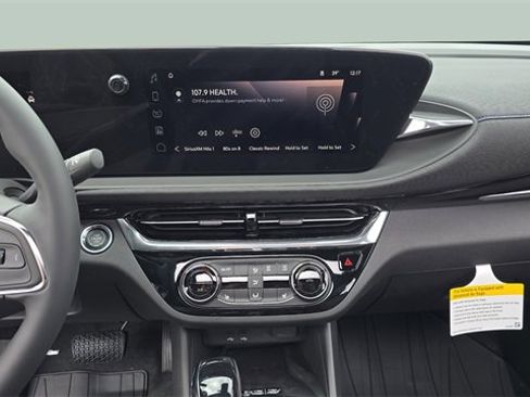 Used 2025 Buick Envista Sport Touring w/ Convenience I Package image 17