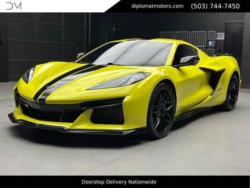 Used 2023 Chevrolet Corvette Z06 RWD image 1