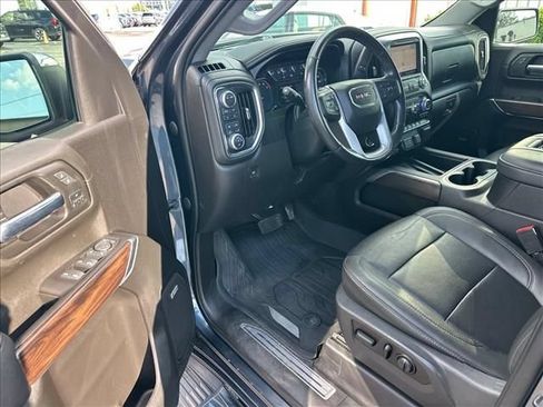 Used 2021 GMC Sierra 1500 SLT AWD/4WD image 16