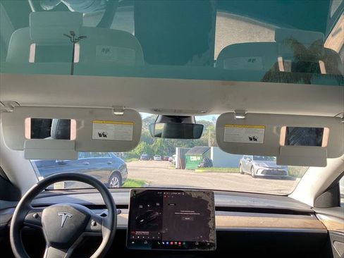 Used 2023 Tesla Model 3 Standard Range RWD image 18
