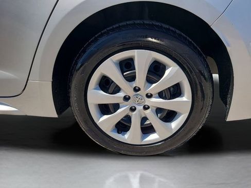 Used 2024 Toyota Corolla LE FWD image 12