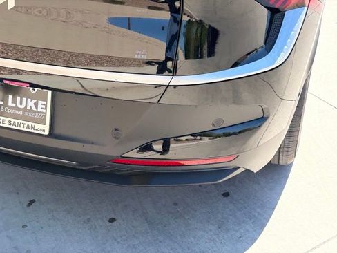 Used 2025 Kia EV6 Light w/ Light LR Technology Package image 11