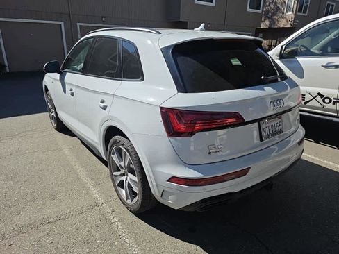 Used 2025 Audi Q5 2.0T Premium w/ Convenience Plus Package image 6