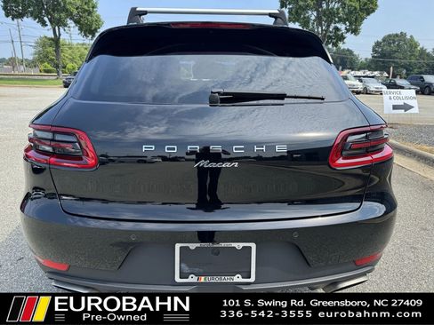 Used 2017 Porsche Macan AWD/4WD image 4