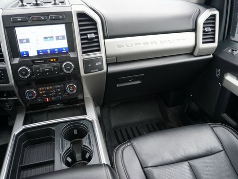 Used 2021 Ford F250 Lariat image 22