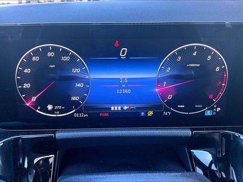 Used 2025 Mercedes-Benz GLA 250 image 6