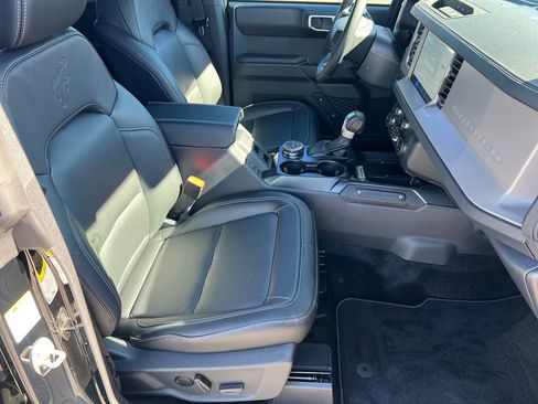 New 2025 Ford Bronco Outer Banks image 39