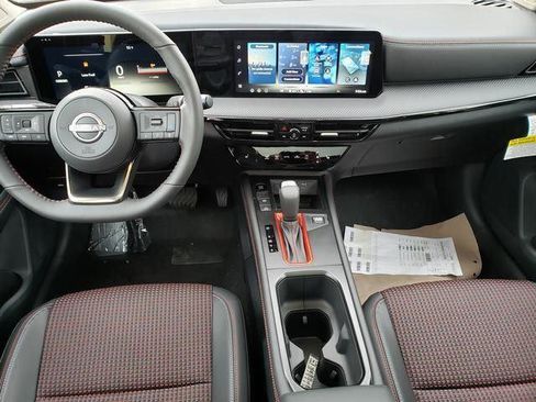 New 2026 Nissan Kicks SR w/ SR Premium Package AWD/4WD image 16