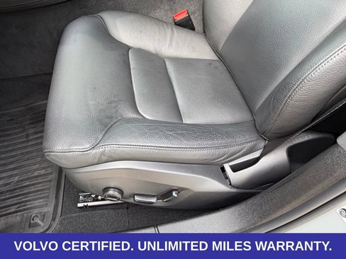Certified 2025 Volvo S60 T8 Plus w/ Climate Package AWD/4WD image 30