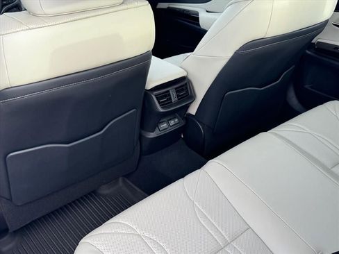 Used 2025 Lexus ES 350 Ultra Luxury image 24