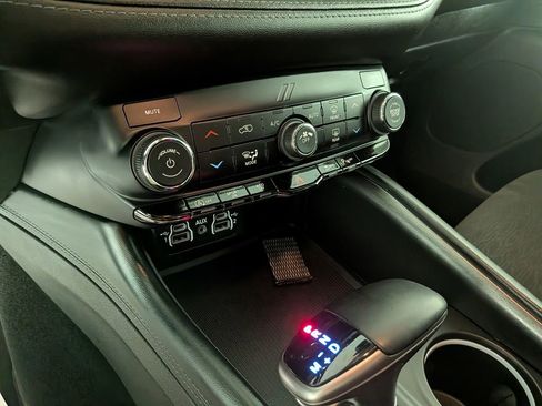 Certified 2022 Dodge Durango SXT w/ Trailer Tow Group IV image 26