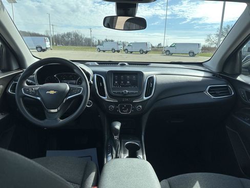 Used 2024 Chevrolet Equinox LT image 16