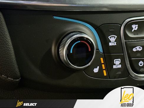 Used 2023 Chevrolet Traverse LT w/ LPO, Floor Liner Package AWD/4WD image 20