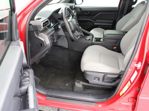 Used 2024 Toyota Tacoma SR5 AWD/4WD image 14