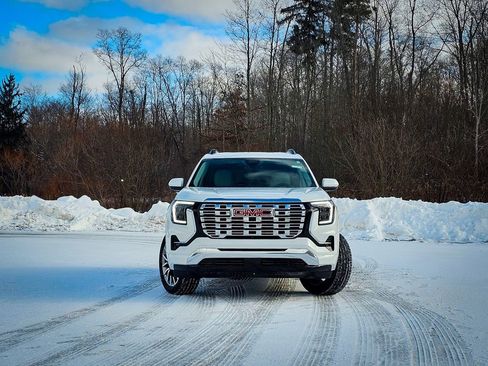 New 2026 GMC Terrain Denali image 9