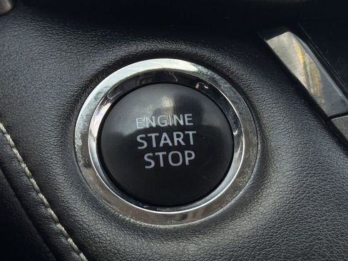 Used 2017 Toyota RAV4 XLE w/ Plus Extra Value Package image 20