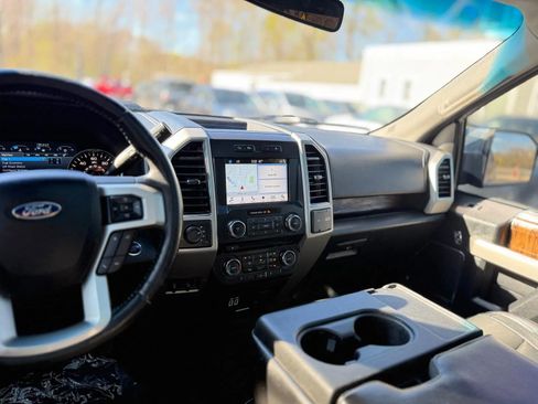 Used 2018 Ford F150 Lariat AWD/4WD image 24