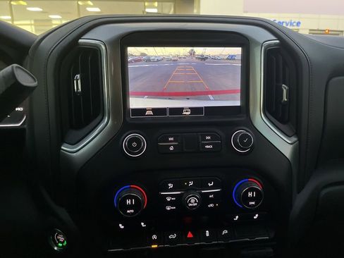 Used 2021 Chevrolet Silverado 1500 LT w/ Texas Edition Plus image 8