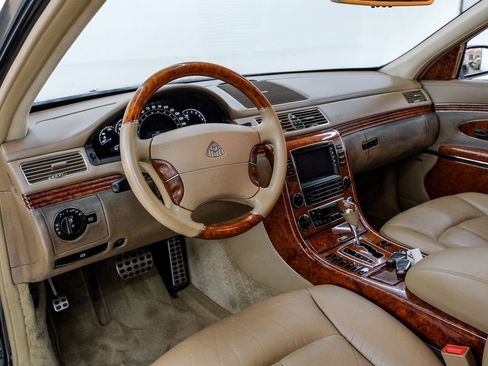 Used 2005 Maybach 57 image 14