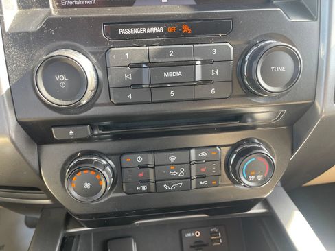 Used 2015 Ford F150 XLT w/ Equipment Group 302A Luxury RWD image 32