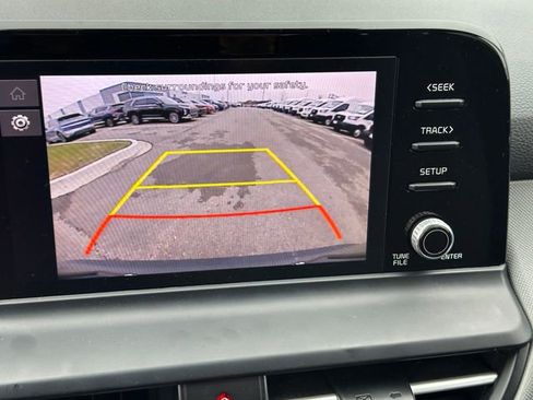 Used 2024 Kia Seltos LX image 24