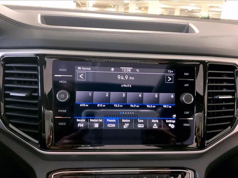 Used 2023 Volkswagen Atlas SEL R-Line image 35