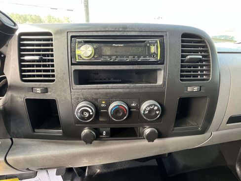 Used 2013 GMC Sierra 1500 W/T image 10