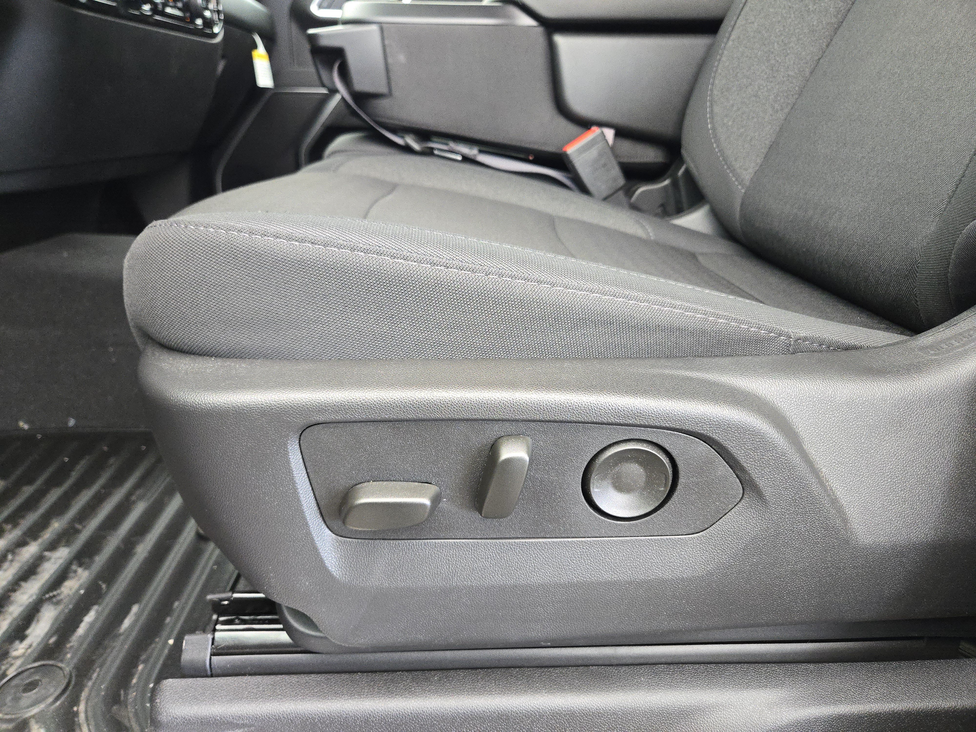 New 2026 Chevrolet Silverado 1500 RST RWD image 18