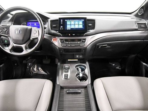 Certified 2023 Honda Passport EX-L image 3