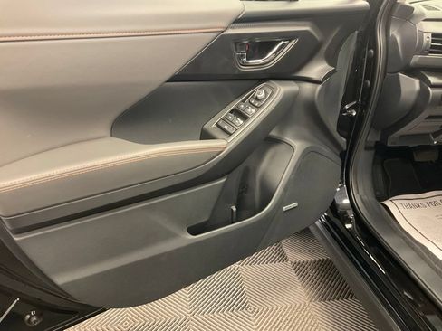 New 2026 Subaru Crosstrek 2.5i Limited w/ Crosstrek Mirror Package AWD/4WD image 9