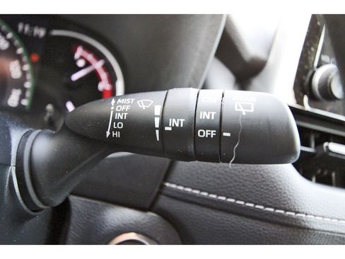 Used 2023 Toyota RAV4 XLE image 20