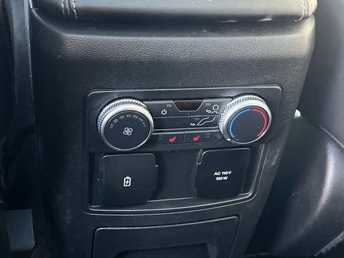 Certified 2022 Ford Explorer Limited w/ Equipment Group 301A image 18