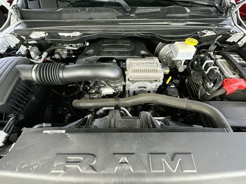 Used 2023 RAM 1500 Laramie AWD/4WD image 32