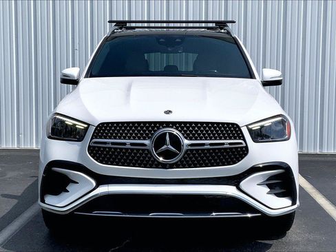Used 2024 Mercedes-Benz GLE 350 4MATIC image 3