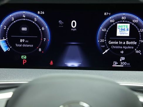 Used 2025 Volkswagen Tiguan S image 14