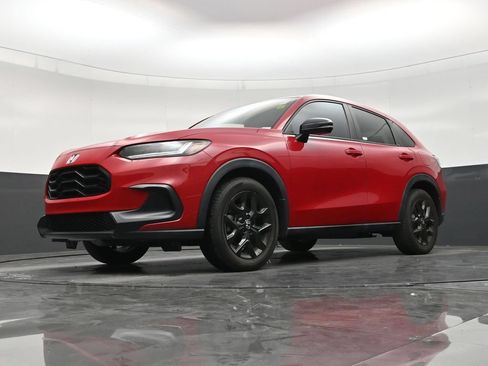 Used 2025 Honda HR-V Sport image 19