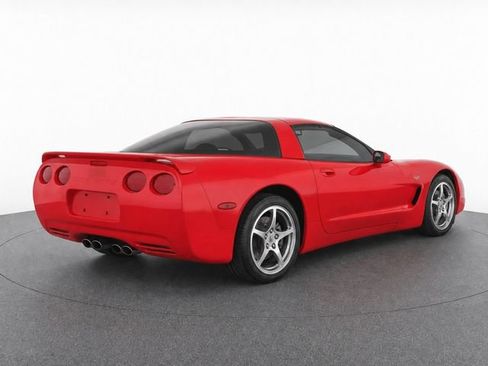 Used 2004 Chevrolet Corvette Coupe w/ Preferred Equipment Group RWD image 8