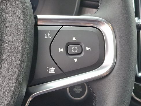 New 2025 Volvo XC40 B5 Plus w/ Protection Package Premier image 15