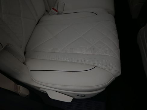 New 2026 Genesis GV80 3.5T Prestige AWD/4WD image 16