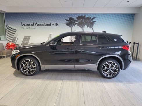 Used 2018 BMW X2 sDrive28i w/ M SportX Package image 2