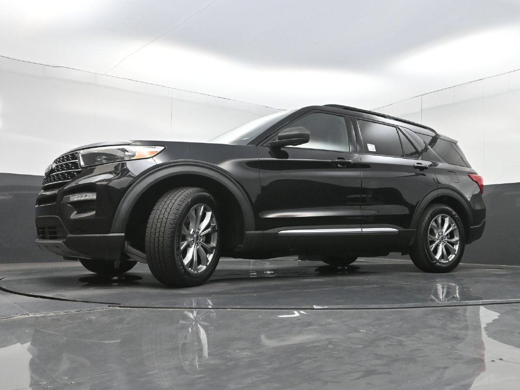 Used 2020 Ford Explorer XLT w/ Equipment Group 202A RWD image 25