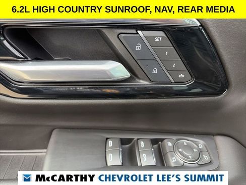 Used 2025 Chevrolet Tahoe High Country AWD/4WD image 61