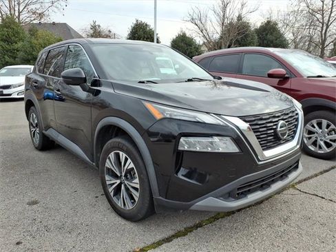 Used 2021 Nissan Rogue SV image 1