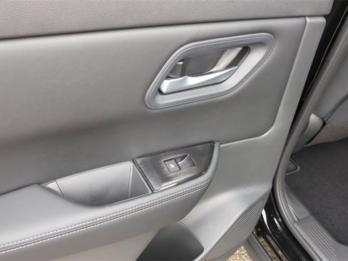 New 2026 Nissan Rogue SV image 23