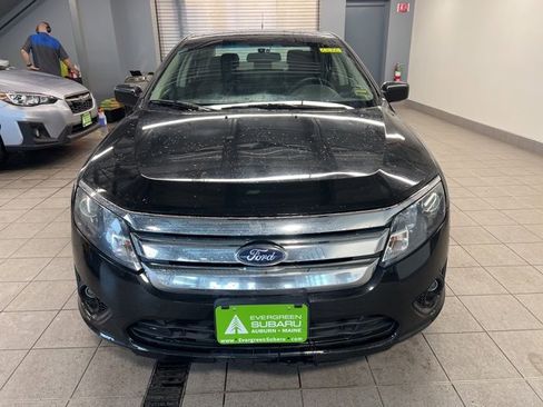 Used 2012 Ford Fusion SE image 2