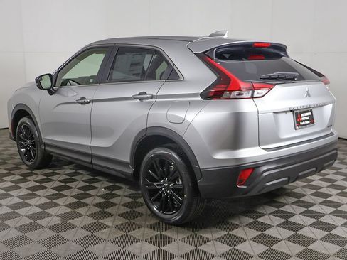 New 2026 Mitsubishi Eclipse Cross LE AWD/4WD image 7