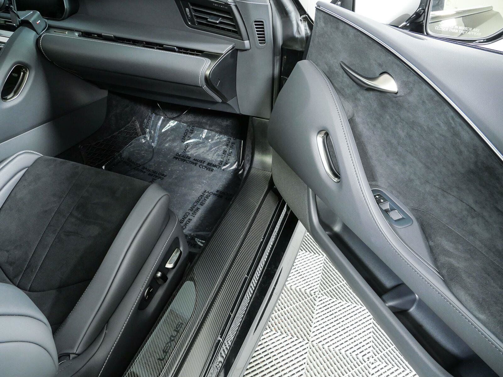 Used 2024 Lexus LC 500 Coupe w/ Sport Package RWD image 24