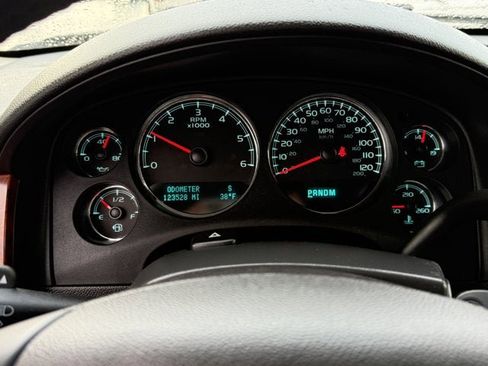 Used 2011 Chevrolet Silverado 1500 LTZ image 19