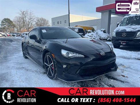 Used 2019 Toyota 86 image 1