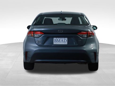 Used 2021 Toyota Corolla LE FWD image 10